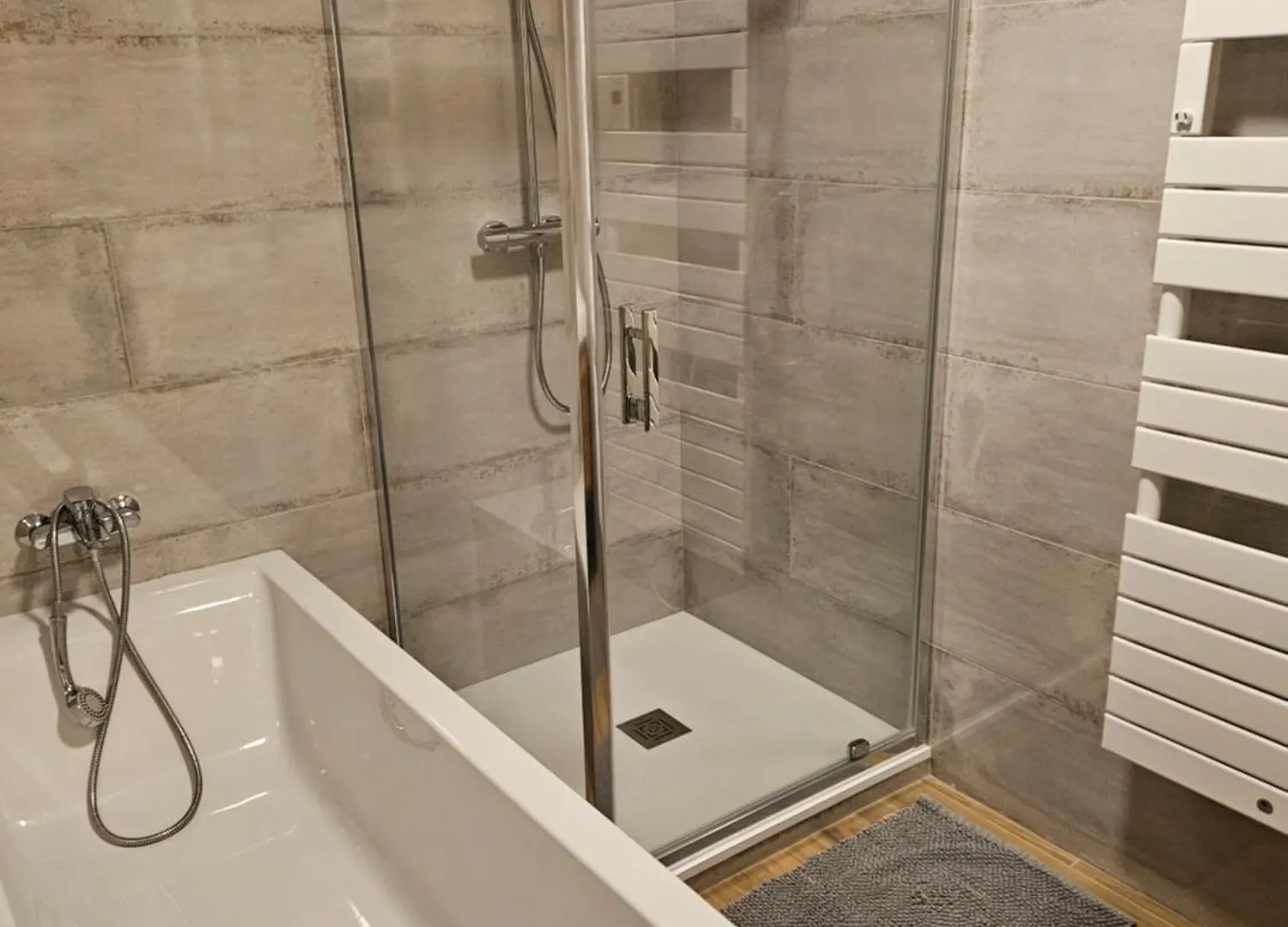 Les Fees Mer : Appart 150 M² Hypercentre Calme 10P Chamonix 0*,  France